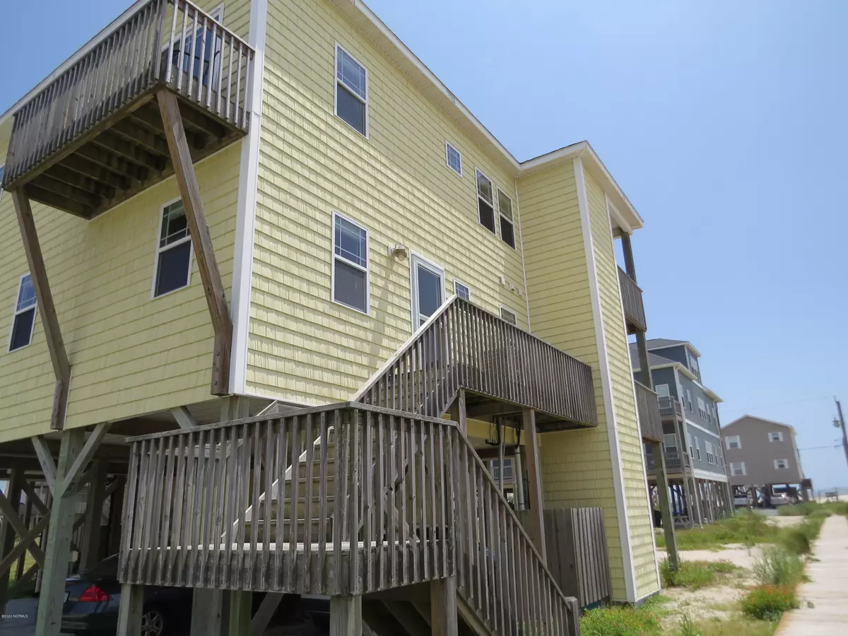 North Topsail Beach, NC 28460,2244 Island DR #1