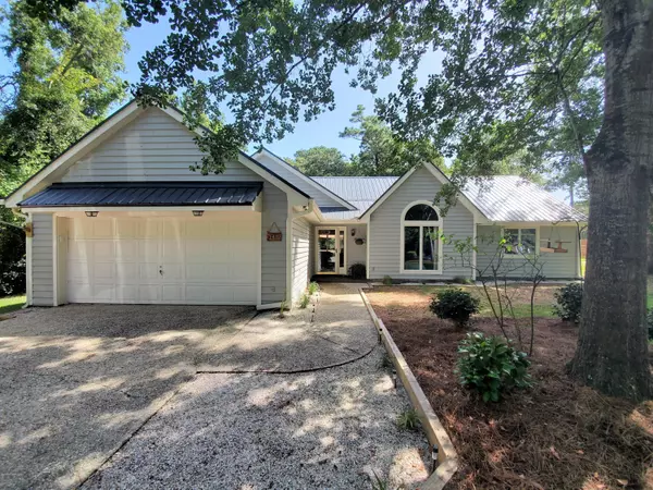 148 Pine Needle DR, Hampstead, NC 28443