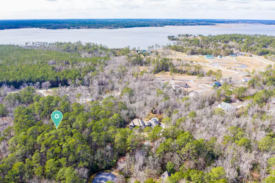 195 Steep Hill DR, Swansboro, NC 28584