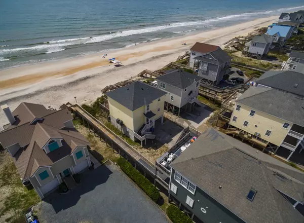 North Topsail Beach, NC 28460,4424 Island DR