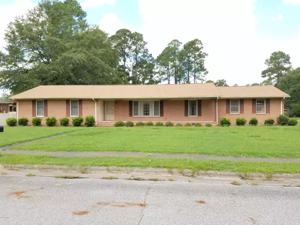 1201 Barbara LN, Kinston, NC 28501