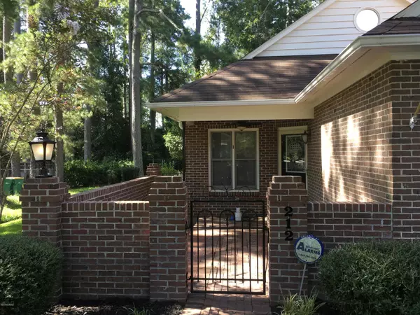 Whiteville, NC 28472,212 E Wyche ST