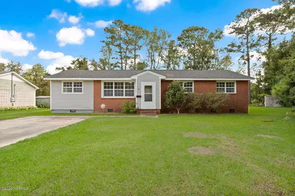 41 Dixie TRL, Jacksonville, NC 28546