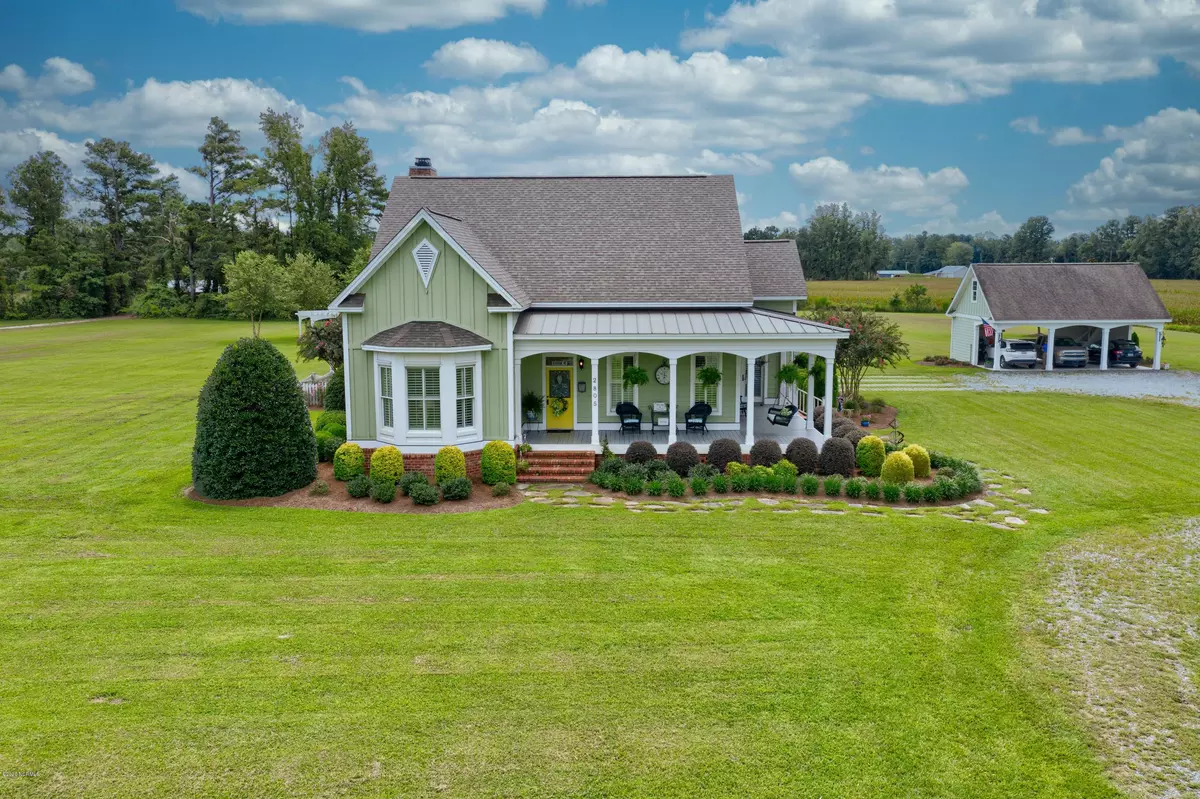 Burgaw, NC 28425,2805 Nc Hwy 53 W