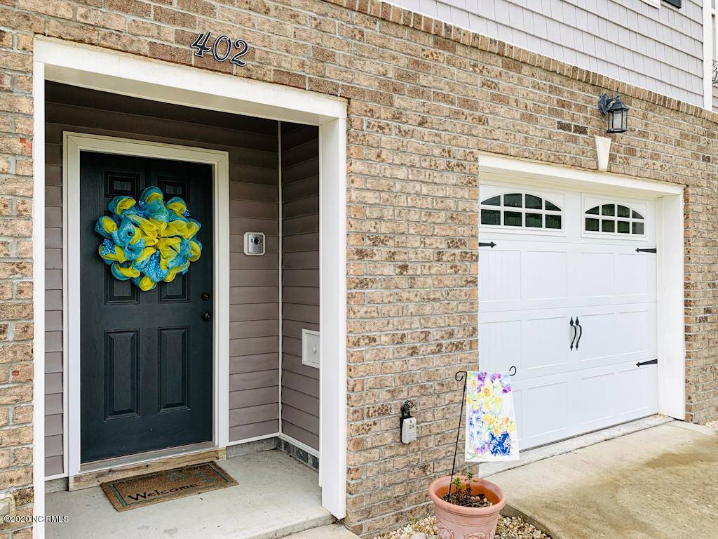 402 Garland Shores DR, Hubert, NC 28539