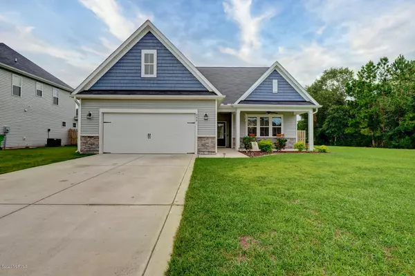 888 Rolling Pines Loop RD NE, Leland, NC 28451