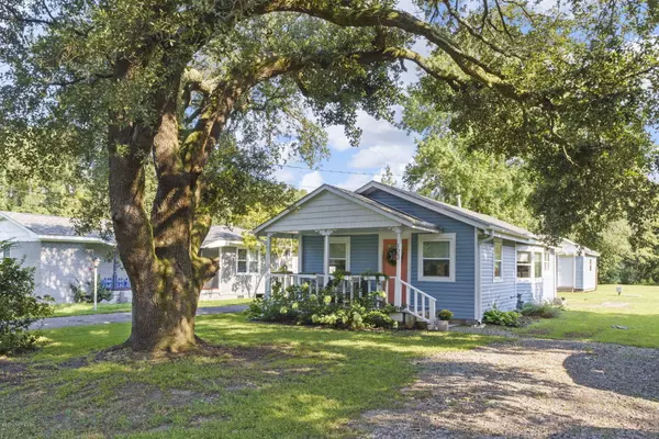 123 Victoria DR, Wilmington, NC 28401