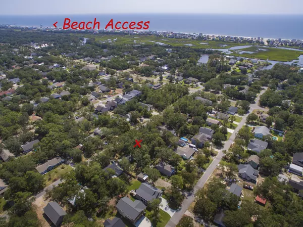 1112 NW 15th Street NW, Oak Island, NC 28465