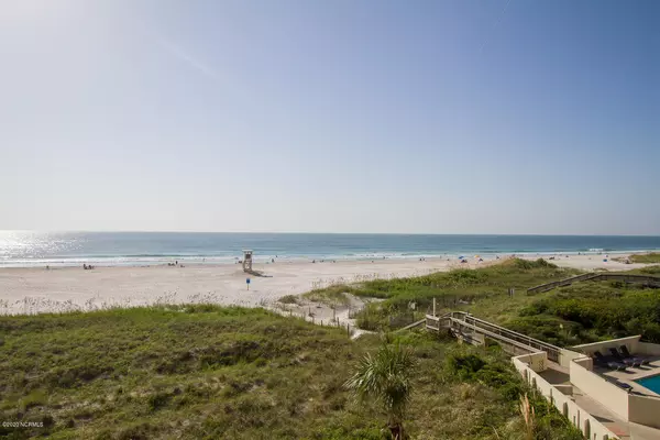 Wrightsville Beach, NC 28480,2700 N Lumina Avenue #306