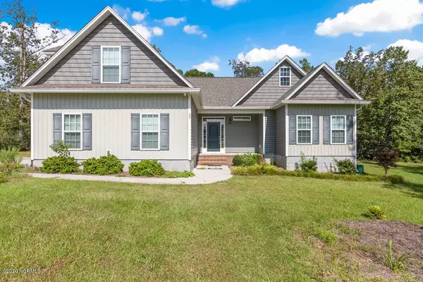 49 Surry Downs CT, Hampstead, NC 28443