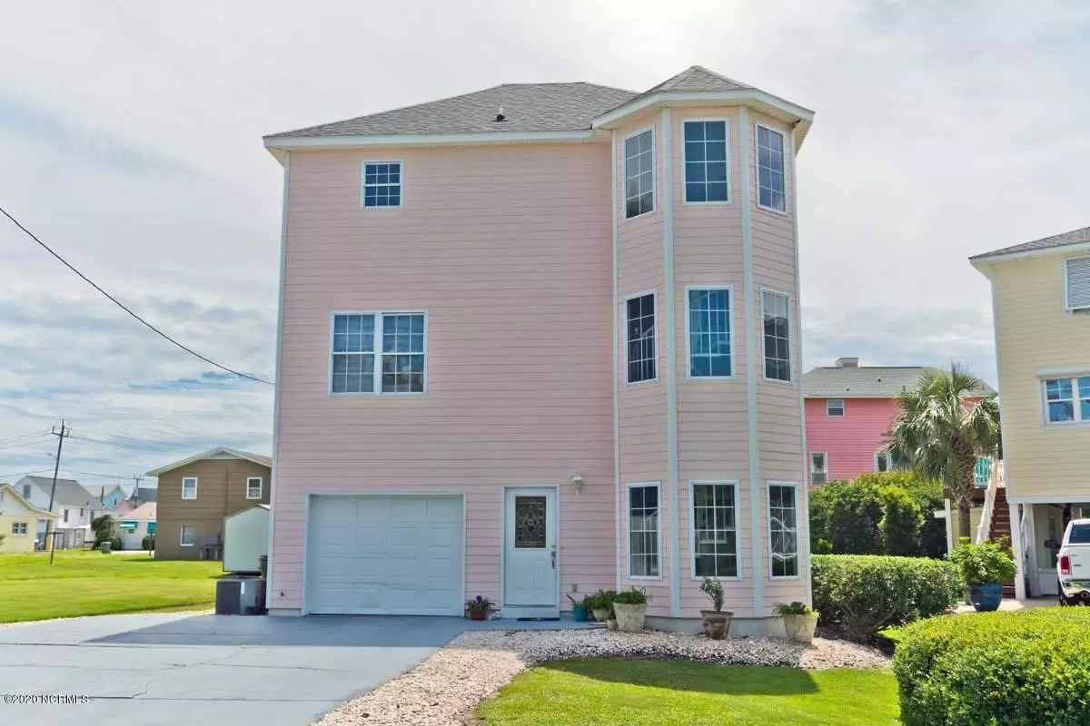 Atlantic Beach, NC 28512,216 Cedar LN