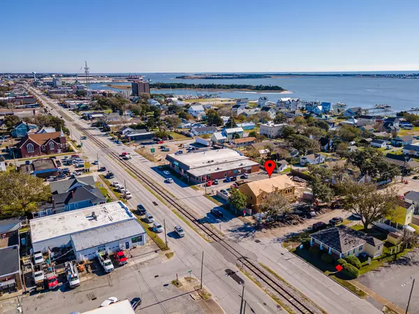 Morehead City, NC 28557,109 S 13th ST