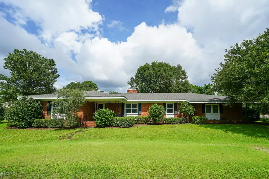 151 Parkwood Drive, Wilmington, NC 28409