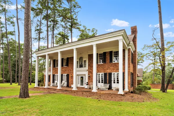 Whiteville, NC 28472,202 Maple ST