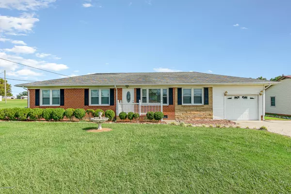 1377 Thunder Swamp RD, Mount Olive, NC 28365