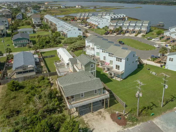 North Topsail Beach, NC 28460,7313 10th AVE