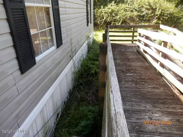 Whiteville, NC 28472,90 Oakwood DR