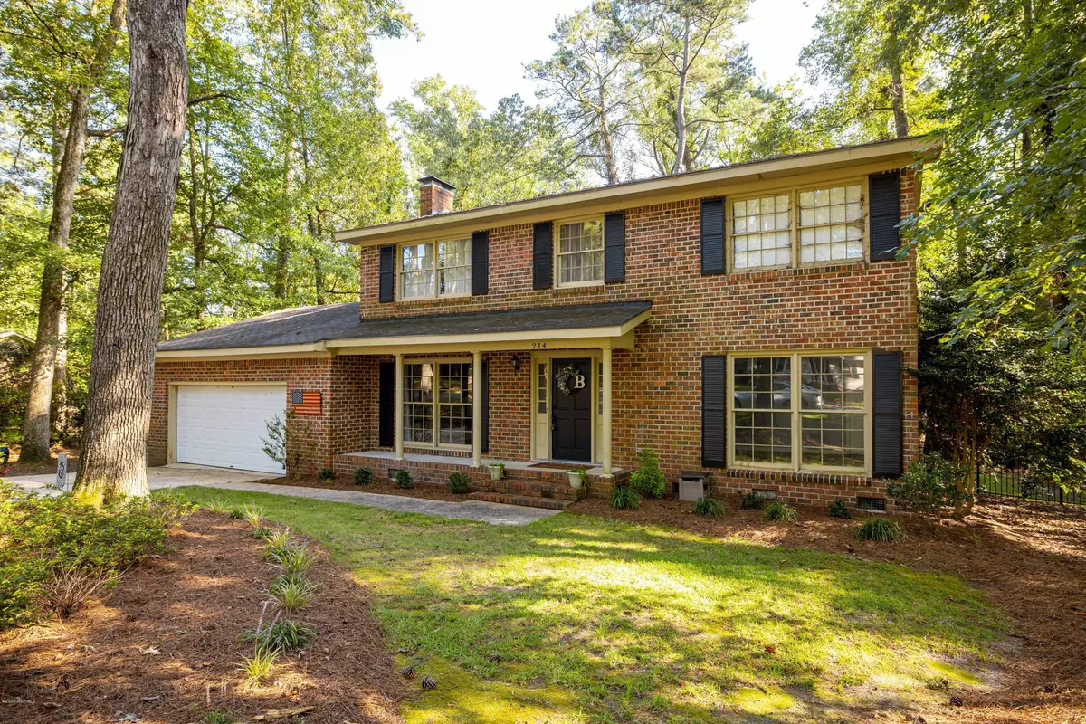 Greenville, NC 27858,214 Cherrywood DR