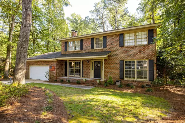 214 Cherrywood DR, Greenville, NC 27858