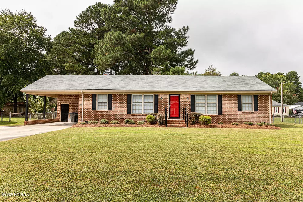 Rocky Mount, NC 27804,208 Saint Christophers Walk