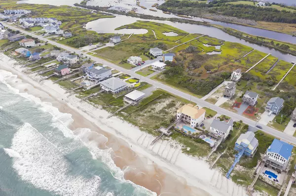 North Topsail Beach, NC 28460,3667 Island Drive