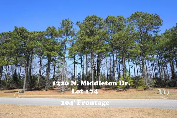 1220 N Middleton Drive NW, Calabash, NC 28467