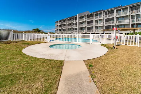 2111 W Fort Macon RD #140, Atlantic Beach, NC 28512