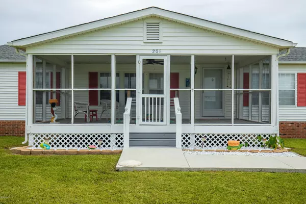 Atlantic Beach, NC 28512,208 Fairview ST