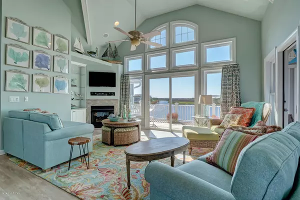 North Topsail Beach, NC 28460,169 Old Village LN