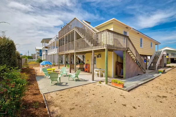 Surf City, NC 28445,1512 Easy ST