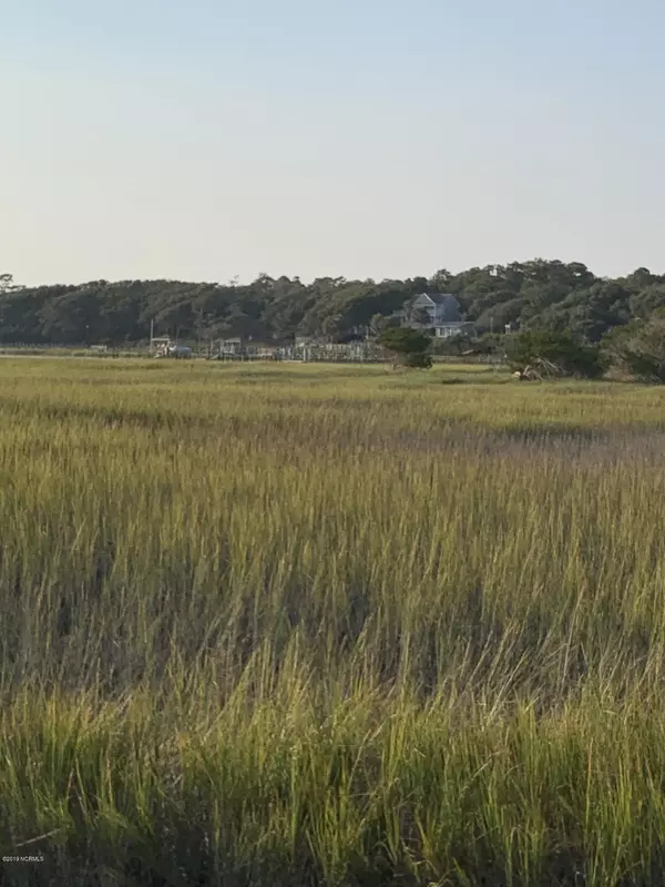 Holden Beach, NC 28462,1124 Ocean Boulevard W