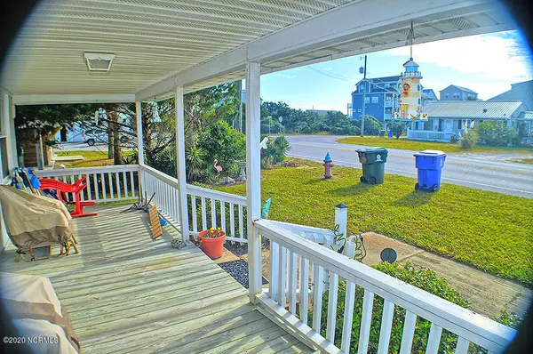 Surf City, NC 28445,503 S Topsail DR