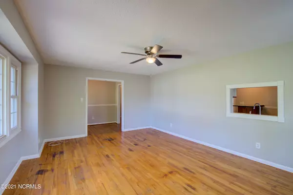 Jacksonville, NC 28540,703 Page DR