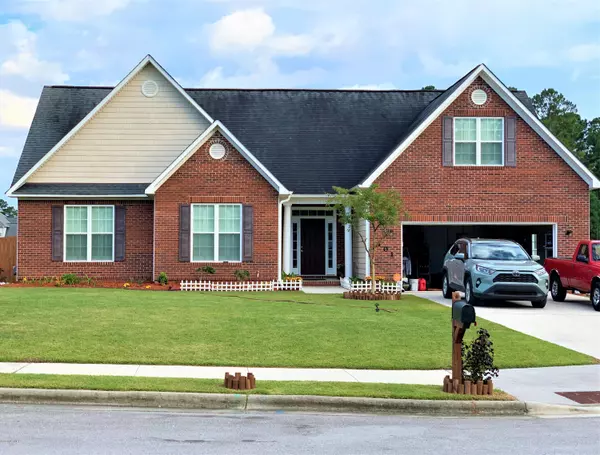 101 Kingswood CT, Jacksonville, NC 28546