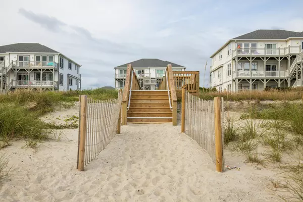 Emerald Isle, NC 28594,2807 Pier Pointe Drive #B1