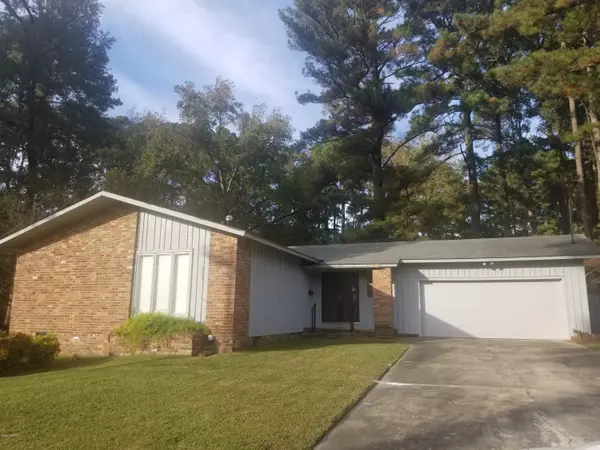 1902 Crescent Drive W, Wilson, NC 27893