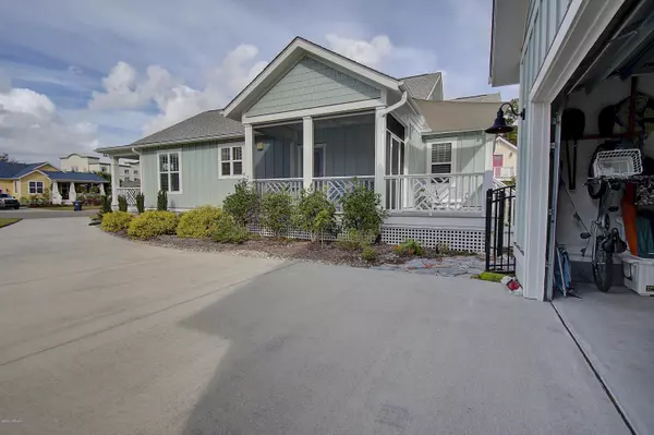 Southport, NC 28461,1237 N Caswell AVE