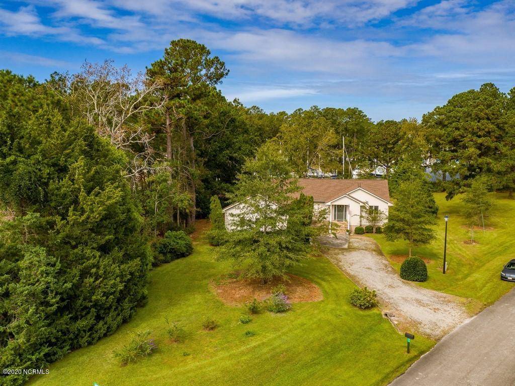 99 Pelican CIR, Oriental, NC 28571