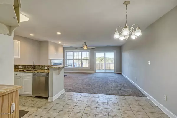 Surf City, NC 28445,517 N New River DR #C