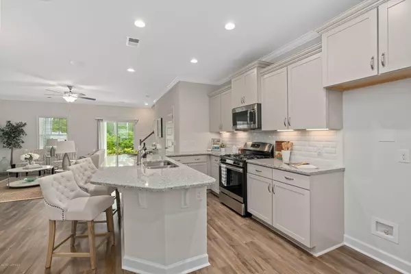 Wilmington, NC 28411,209 White Stone PL #10