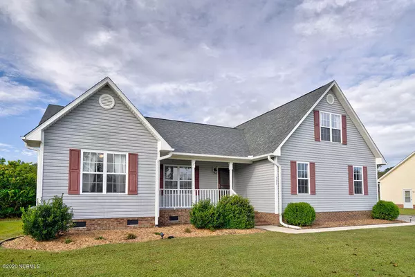 Hampstead, NC 28443,323 Oakmont DR