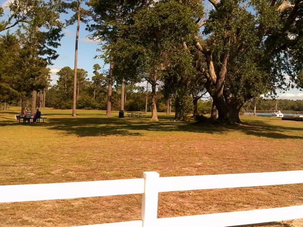 Southport, NC 28461,4773 Fish Factory RD SE
