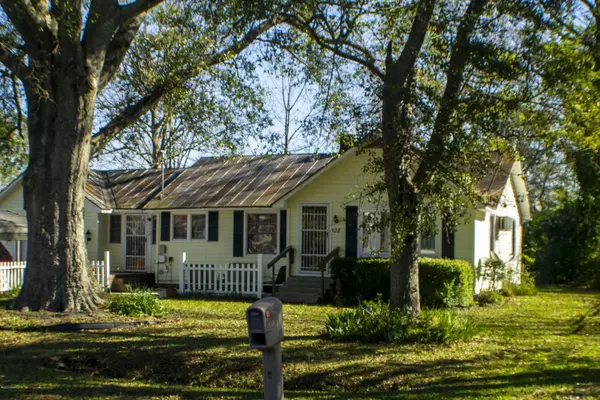 128 N Main ST, Dover, NC 28526