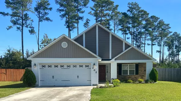 202 Ivy Glen LN, Jacksonville, NC 28546