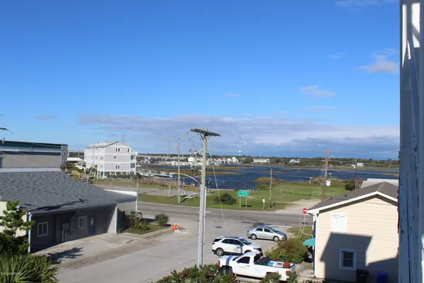 Surf City, NC 28445,305 N Topsail DR #15