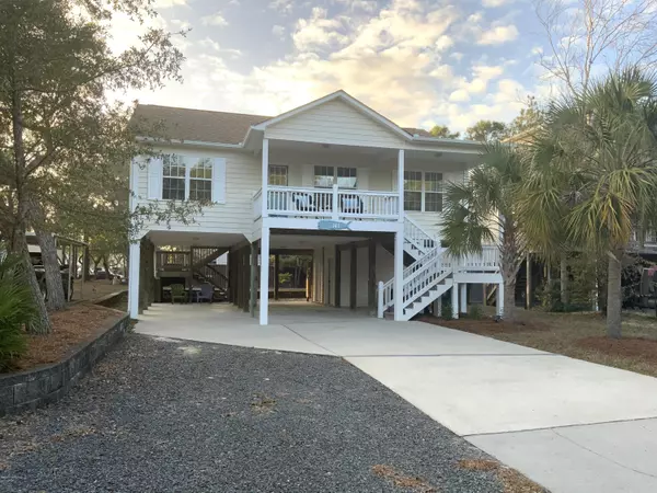 Oak Island, NC 28465,141 NW 10th ST