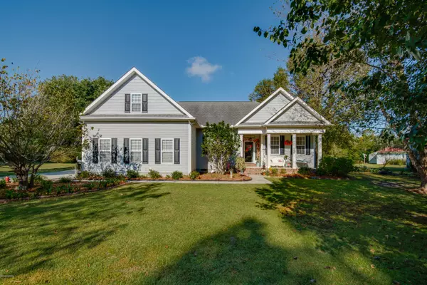 303 Winding Creek Road, Rocky Point, NC 28457