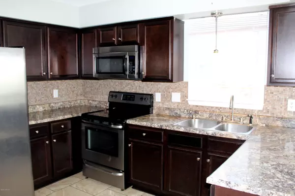 Midway Park, NC 28544,2039 Hunters Ridge DR
