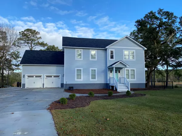 146 Hunting Bay DR, Cape Carteret, NC 28584