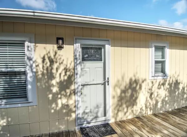 Emerald Isle, NC 28594,104 Lee AVE